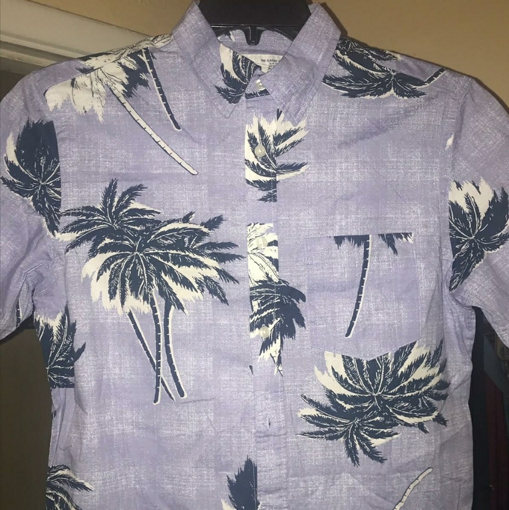$10 mens shirts. Size small